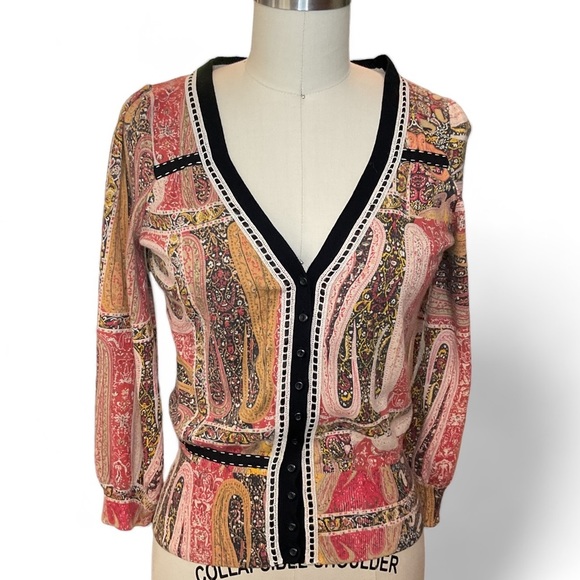 Anthropologie Sweaters - Anthropologie Guinevere Womens Art to Wear Print Cardigan Small EUC